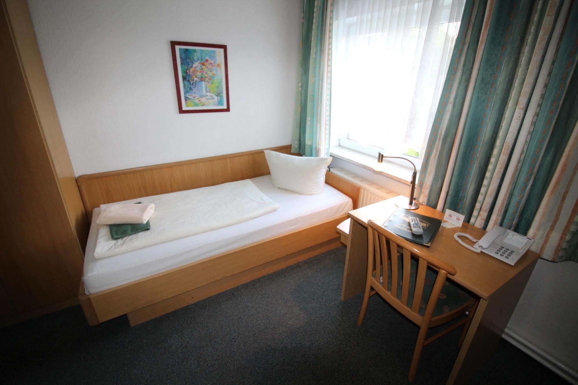 Hotel Carstens Bordesholm Dış mekan fotoğraf