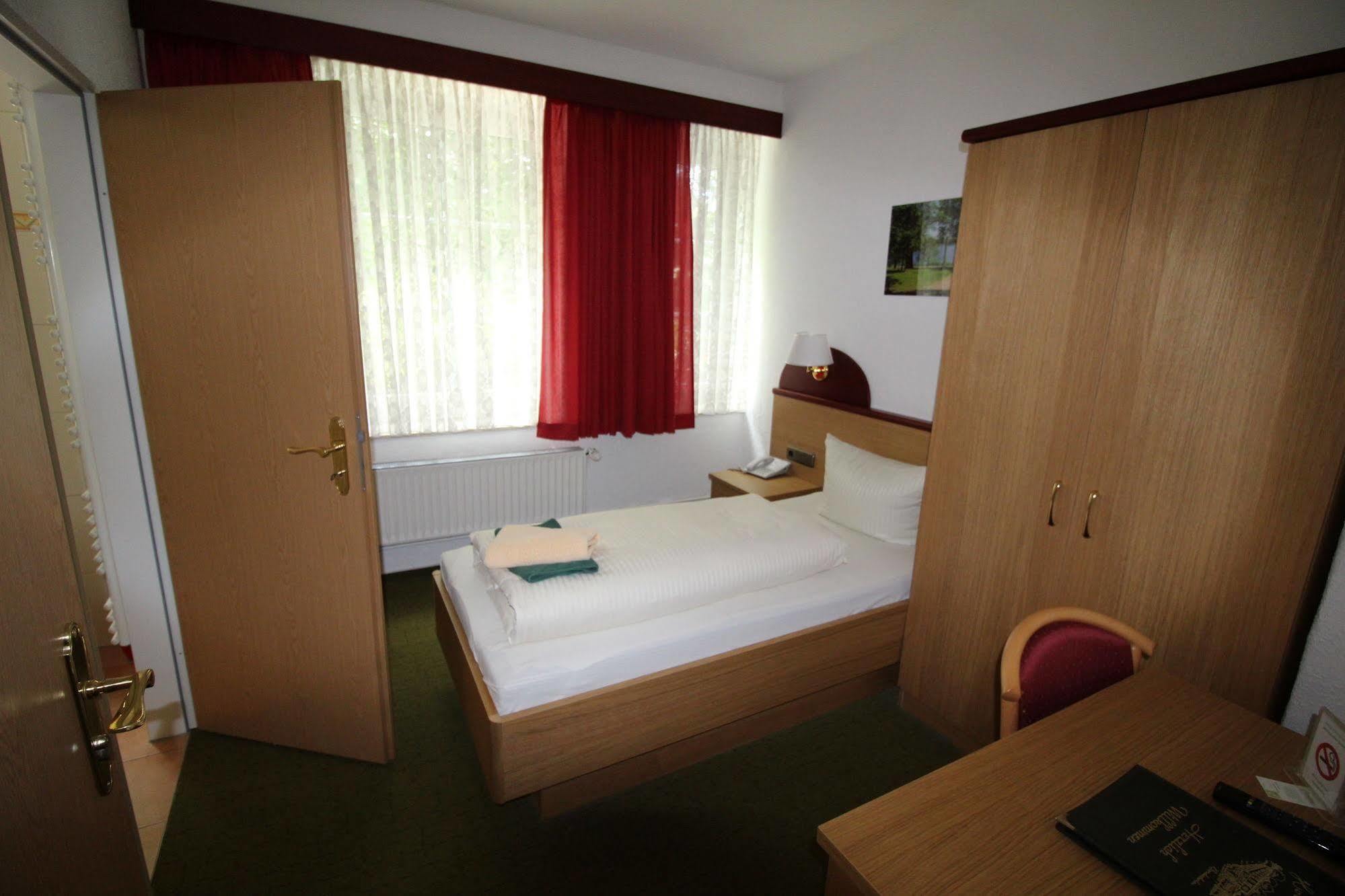 Hotel Carstens Bordesholm Dış mekan fotoğraf