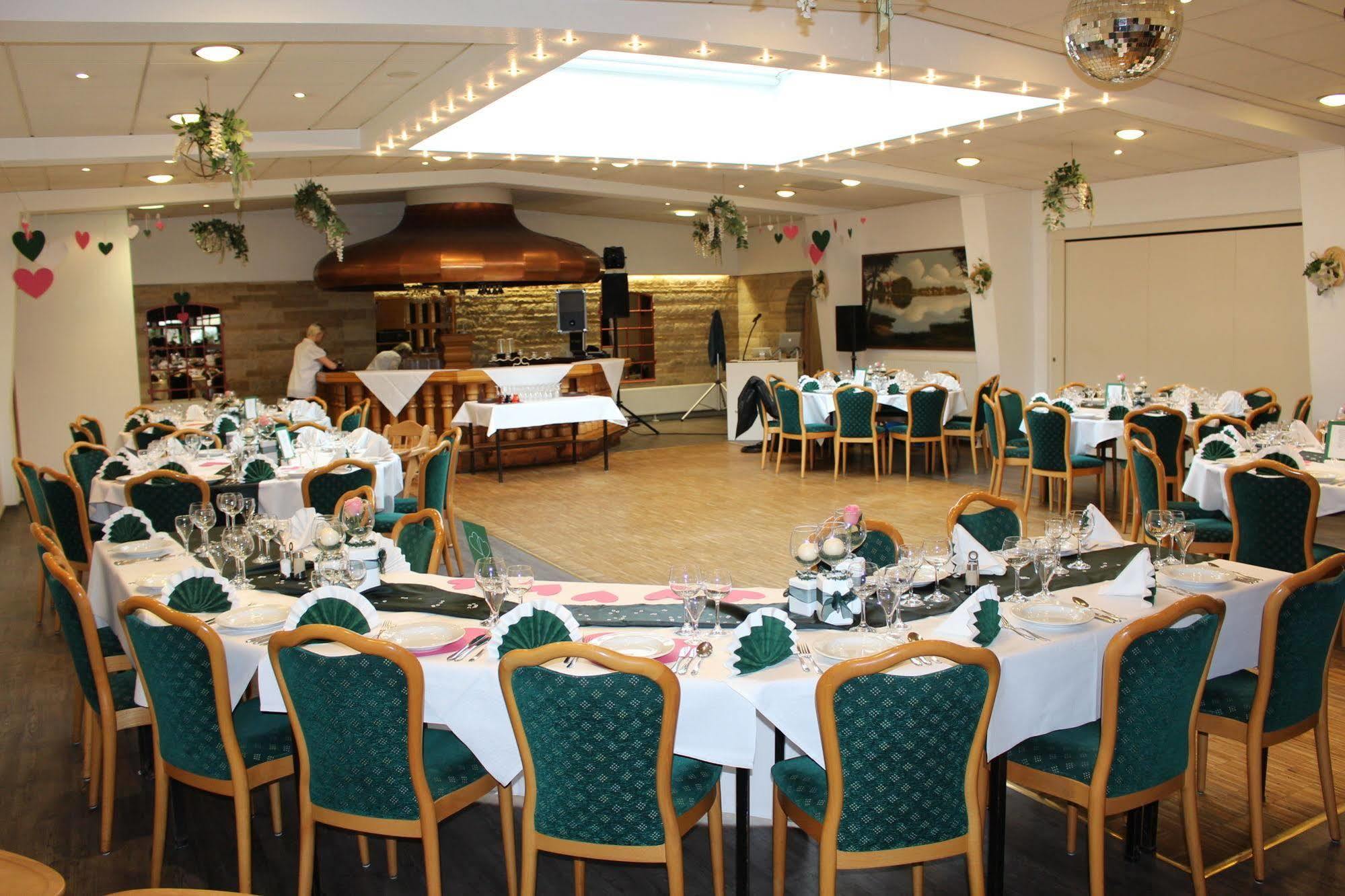Hotel Carstens Bordesholm Dış mekan fotoğraf